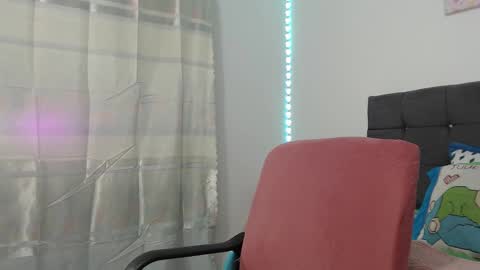 karen online show from November 2025 02:45:01 AM