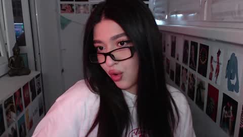 miiiiiiaaaa online show from January 2025 08:25:02 AM