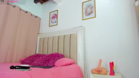 Snapshot of latinabeautifull chatting on July 2026 01:23:01 AM FABIANA online show from July 2026 01:23:01 AM