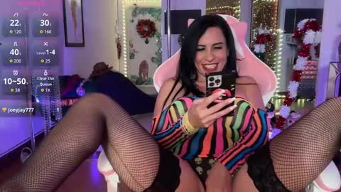 Latina Light online show from November 2025 01:49:01 AM