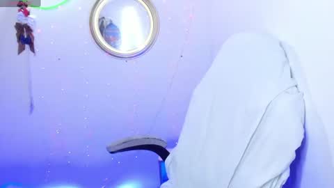 Snapshot of latinamav22 chatting on June 2026 10:55:01 PM latinamav22 online show from June 2026 10:55:01 PM
