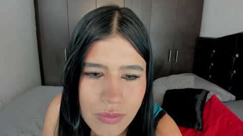 Snapshot of latinaqueen023 chatting on June 2026 04:12:02 PM Luna online show from June 2026 04:12:02 PM