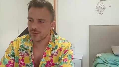 LatinBlueBoy online show from September 2025 03:50:01 PM