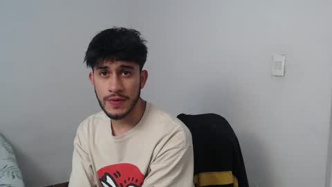 Snapshot of latinbunny7779 chatting on December 2024 11:19:01 PM camilo online show from December 2024 11:19:01 PM