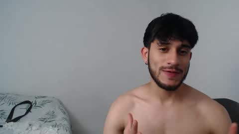 Snapshot of latinbunny7779 chatting on December 2024 06:29:01 AM camilo online show from December 2024 06:29:01 AM