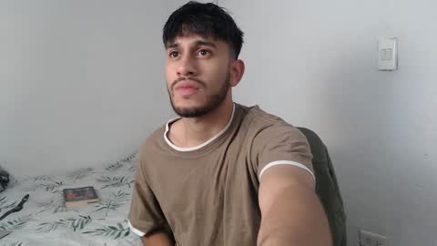 Snapshot of latinbunny7779 chatting on January 2025 07:28:01 AM camilo online show from January 2025 07:28:01 AM