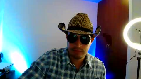 Snapshot of latingogo chatting on February 2026 09:33:02 PM Latingogo online show from February 2026 09:33:02 PM