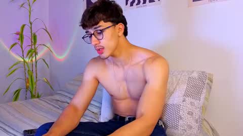 Logan online show from September 2025 03:54:01 AM