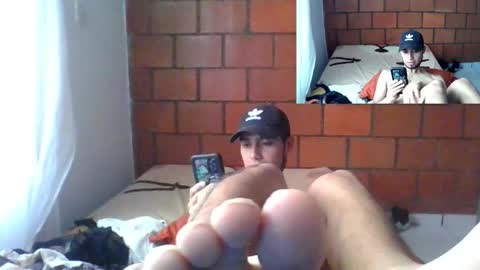 latinmansmoking online show from November 2025 06:30:01 PM