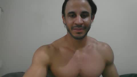 Snapshot of latino_rodri chatting on May 2026 05:54:01 PM latino_rodri online show from May 2026 05:54:01 PM