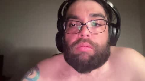 call me papi -- follow my twitter latinoc30 online show from February 2025 05:19:02 AM