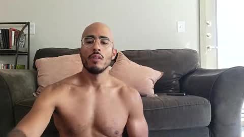 Snapshot of latinomixedbbc chatting on September 2025 03:46:02 PM latinomixedbbc online show from September 2025 03:46:02 PM