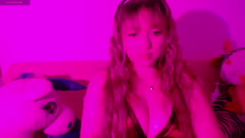 latinqueen2020 online show from May 2026 07:52:01 PM