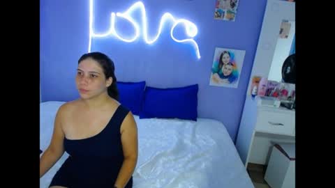 lau_zimmerman19 online show from May 2026 04:39:02 AM