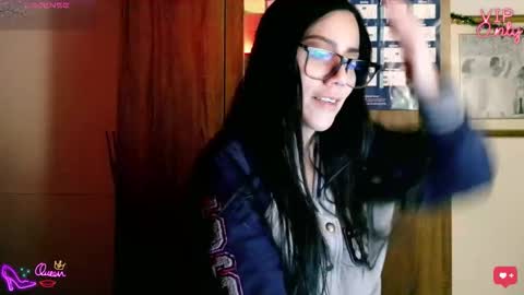 laujgray online show from February 2026 03:25:01 AM