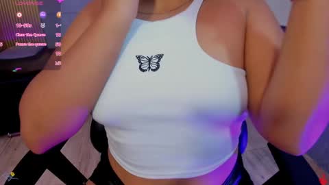 Snapshot of laulin_tay chatting on June 2026 03:30:01 AM laulin_tay online show from June 2026 03:30:01 AM