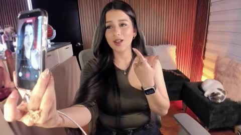 laura cruz online show from March 2026 04:16:01 AM