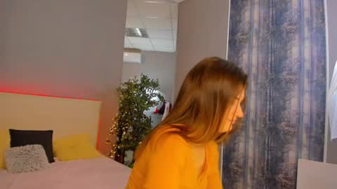 Laura online show from January 2025 06:24:01 AM