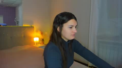 Laura online show from November 2025 06:13:01 AM