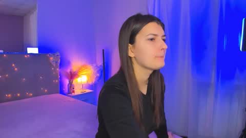 Laura online show from March 2026 05:57:01 AM