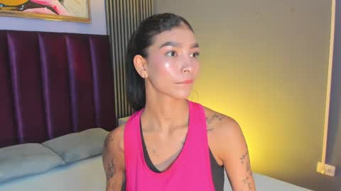 Snapshot of laura_aristizabal_19 chatting on May 2026 11:49:02 AM Laura online show from May 2026 11:49:02 AM