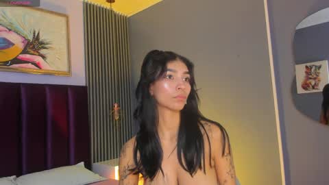 Snapshot of laura_aristizabal_19 chatting on June 2026 02:33:01 PM Laura online show from June 2026 02:33:01 PM