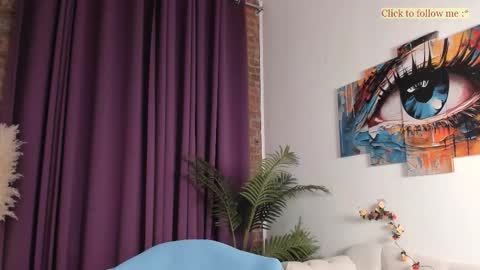 Laura online show from January 2026 07:39:01 PM