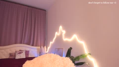 Laura online show from February 2026 10:24:01 PM