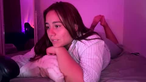 laura online show from March 2026 05:04:01 AM