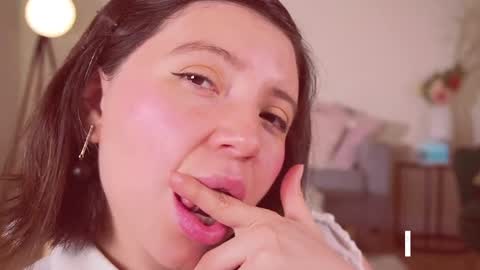 Laura Lee. online show from January 2025 02:18:01 AM