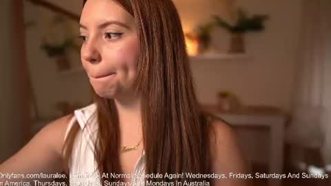 Snapshot of laura_lee chatting on June 2026 01:50:02 AM Laura Lee. online show from June 2026 01:50:02 AM