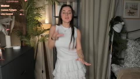 Samantha online show from November 2025 02:24:02 PM