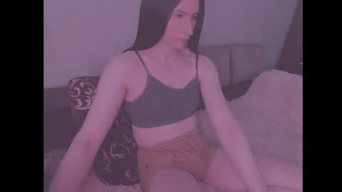 Snapshot of laura_night_byte chatting on June 2026 05:32:02 AM laura_night_byte online show from June 2026 05:32:02 AM