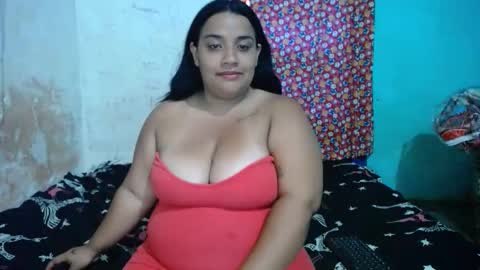 Snapshot of laura_sofia23 chatting on February 2026 05:34:01 PM laura_sofia23 online show from February 2026 05:34:01 PM