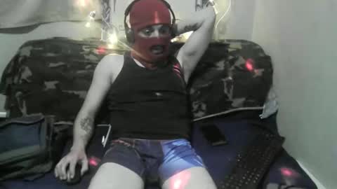 Snapshot of lauradecuada2 chatting on May 2026 10:33:02 AM lauradecuada2 online show from May 2026 10:33:02 AM