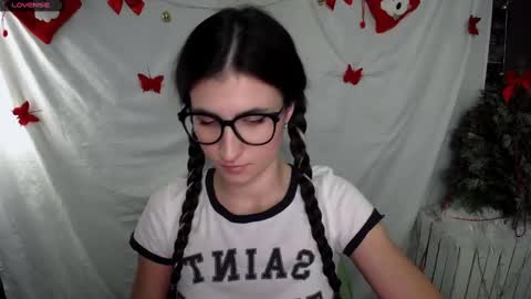 Laura online show from January 2025 08:43:01 AM