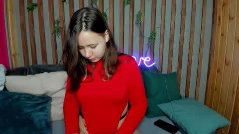 Snapshot of lauraellinss chatting on September 2025 01:18:01 AM Laura online show from September 2025 01:18:01 AM