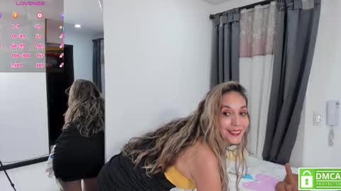 Laura online show from November 2025 11:18:01 PM