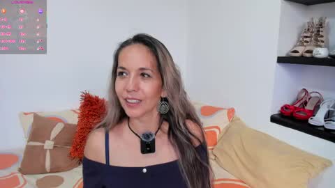 Laura online show from April 2026 12:18:01 PM