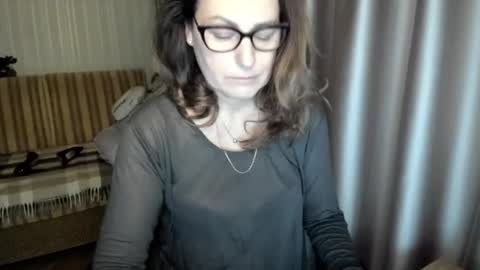 Lauraoven1 online show from December 2025 08:54:01 AM