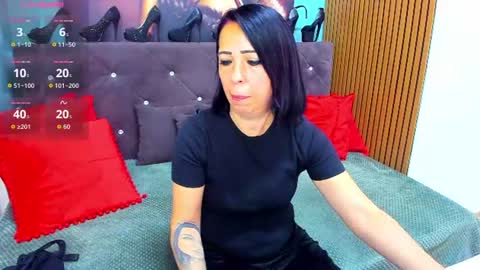 Snapshot of laurasinfull chatting on July 2026 03:23:02 AM Laura online show from July 2026 03:23:02 AM