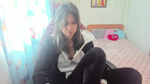 Lauren Independent model online show from September 2025 01:34:02 PM