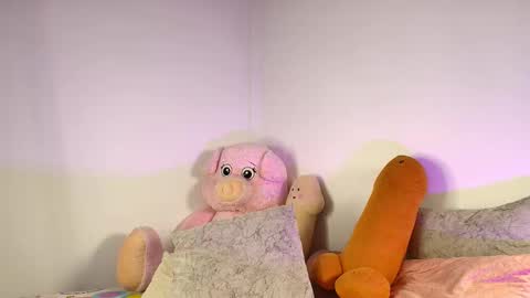    1      online show from October 2025 12:50:01 PM