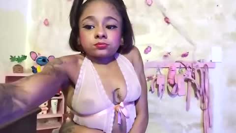 Lauren online show from January 2025 03:50:02 AM