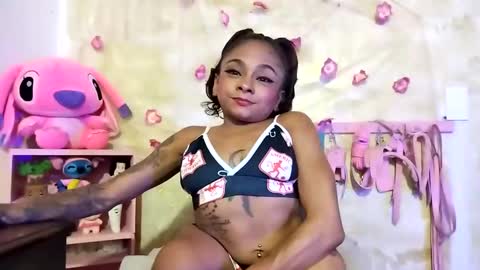 Lauren online show from January 2025 02:44:02 AM