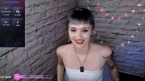 Eva online show from September 2025 07:41:01 PM