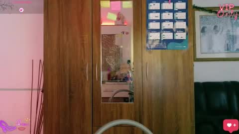 Lauren online show from March 2026 03:28:01 PM