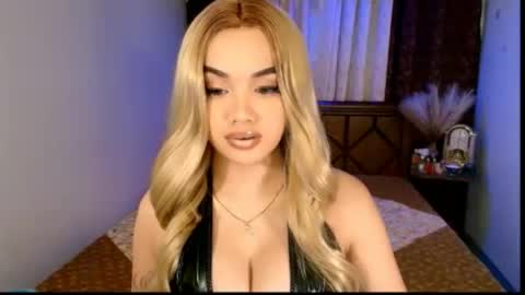 sexy lauren online show from June 2026 09:38:01 PM