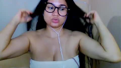 onlyfan laureng7 - 7 laureng2 online show from December 2025 04:57:02 PM