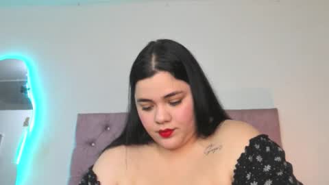 laurenlaine online show from April 2026 02:22:02 AM